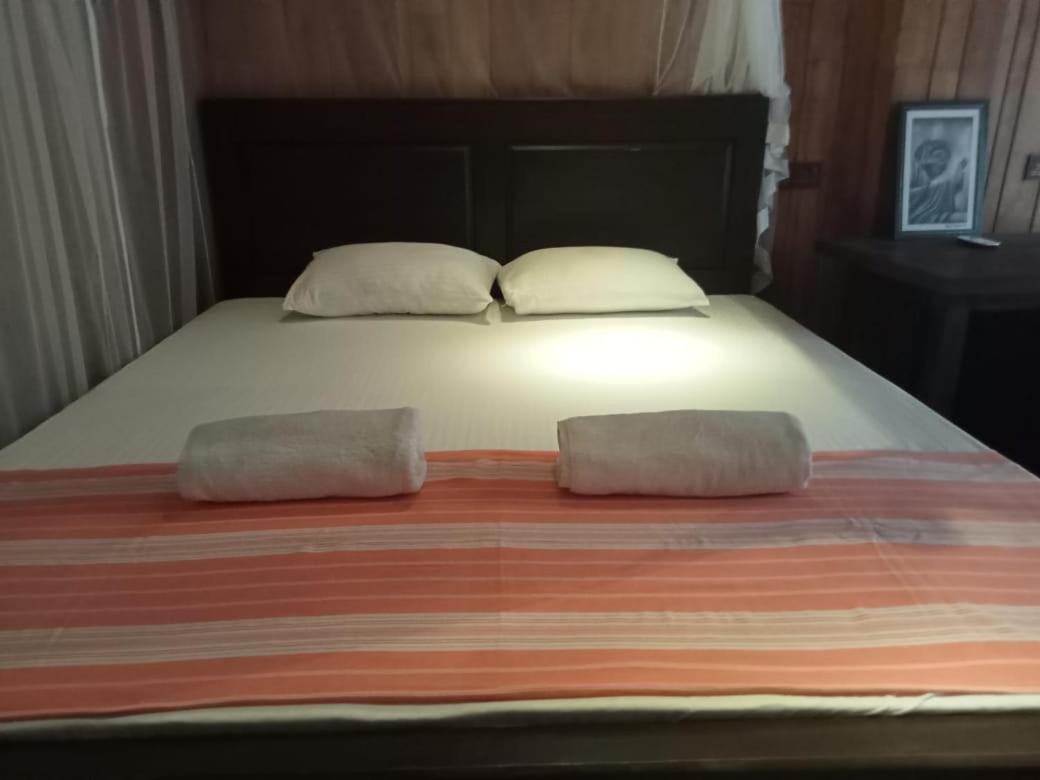 Piumi House Guest House Диквела Екстериор снимка